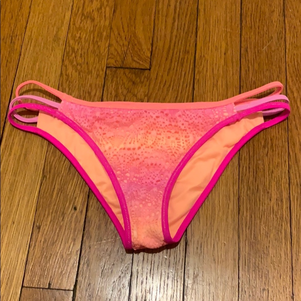 NWOT Victoria’s Secret Bathing Suit Bottom